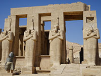 エジプト旅行　ルクソール終日観光