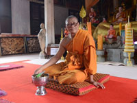 カンボジア オンラインでヨガ瞑想体験