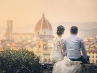 イタリア旅行 ウェディングフォト 写真で残すフィレンツェの思い出 プロカメラマンと日本語コーディネーターと巡る花の都フィレンツェ ~素敵なハネムーンの写真を撮影します~