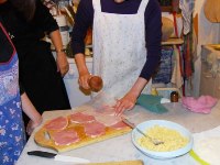 イタリアの家庭料理を楽しく学ぶオンライン料理教室※写真は料理教室の様子の一例です