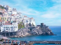 イタリア旅行 ローマから鉄道で行くアマルフィ!1日ツアー 鉄道移動&ポジターノ絶景